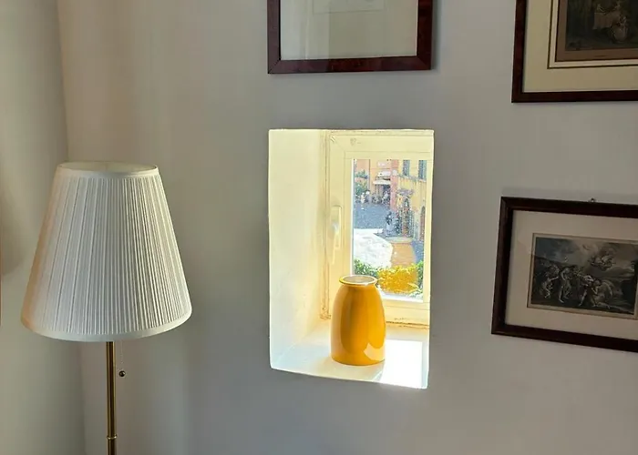 The Yellow Nest In Trastevere Apartament