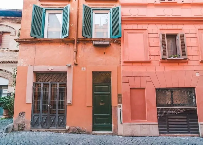 The Yellow Nest In Trastevere Daire *