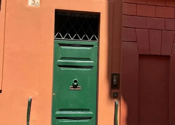 The Yellow Nest In Trastevere Daire *